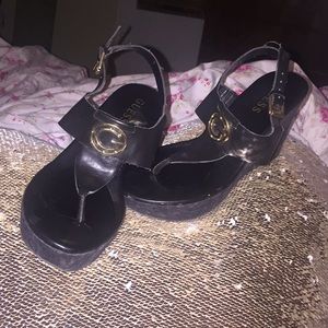 Guess sandals